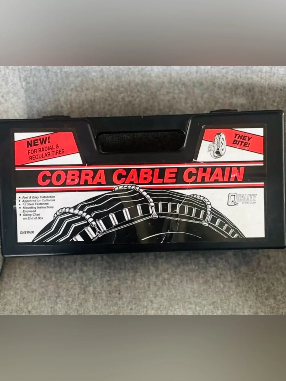 Tire Traction Kit in Black and Red